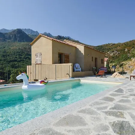 In Semesterbostad Feliceto