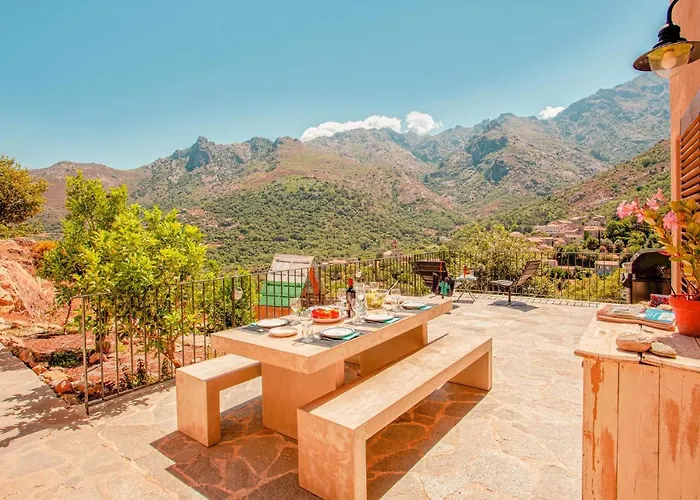 בית נופש In *